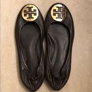 Brown Tory Burch Reva Flats